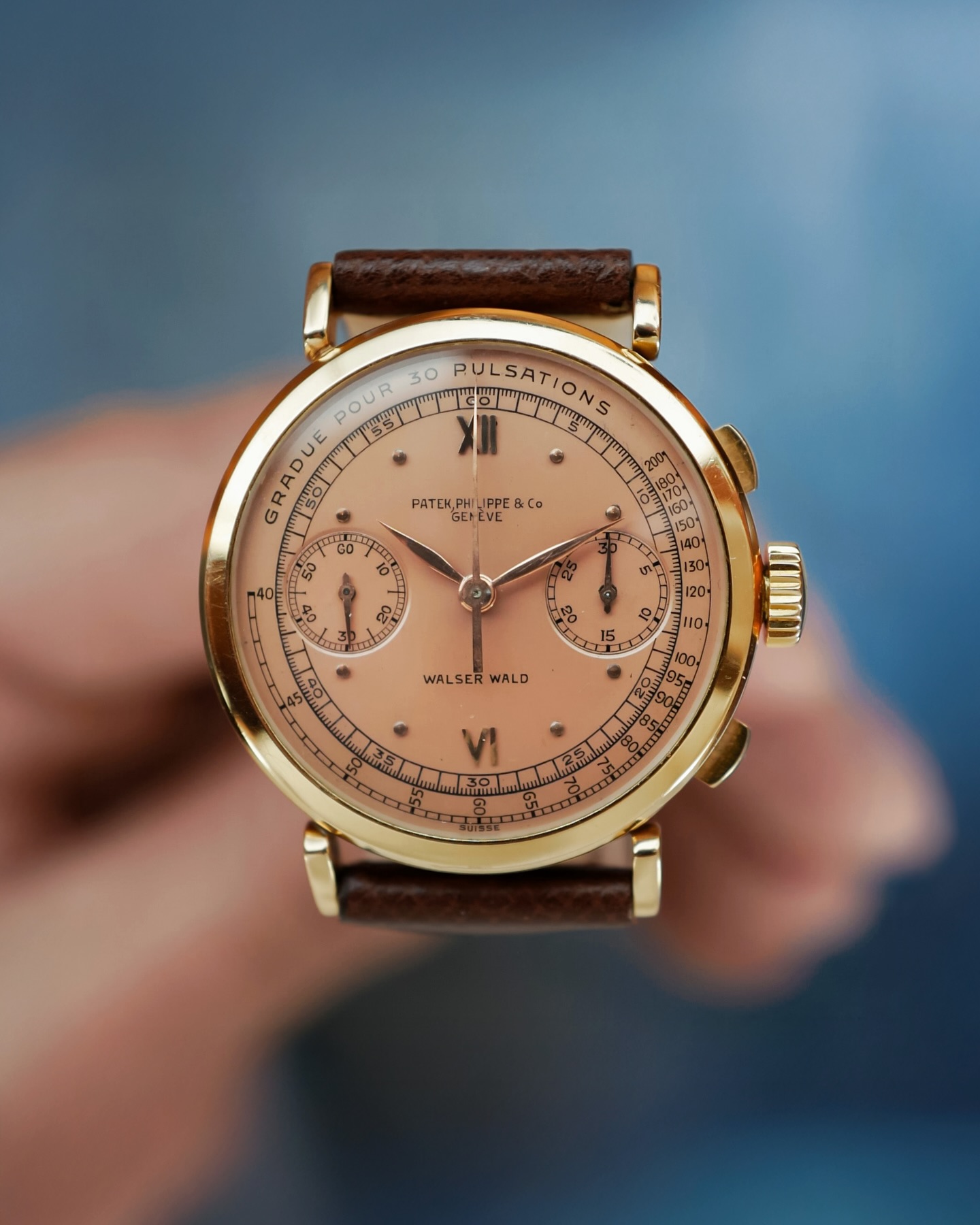 Vintage Patek Philippe ref. 591 chronograph in pink gold with salmon dial signed 'Walser Wald'.